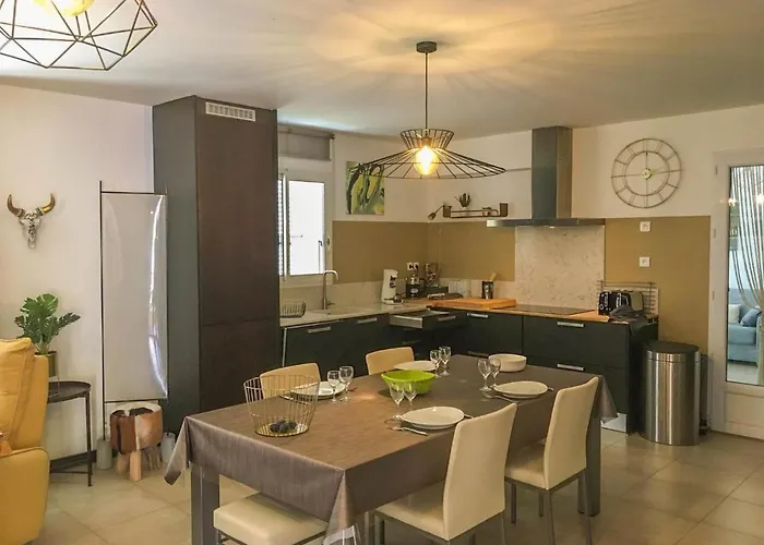 De La Plaine 8 Pers 別荘 オレッタ