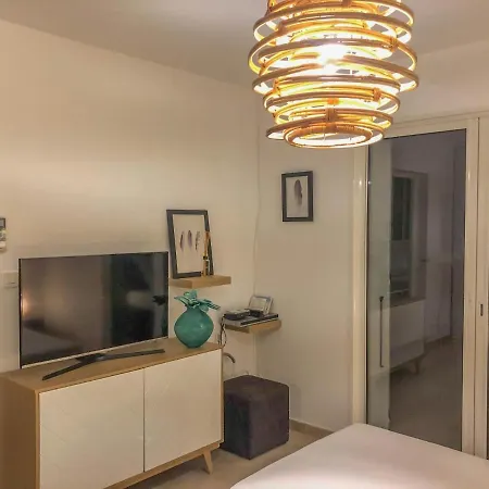 De La Plaine 8 Pers *