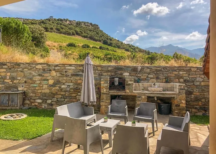 De La Plaine 8 Pers Oletta (Corsica)