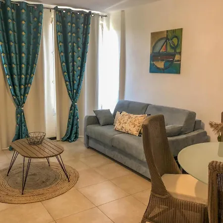 Casa de Férias De La Plaine 8 Pers *